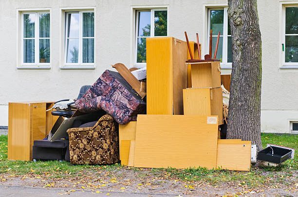 Best Yard Waste Removal  in Pittsburg, CA